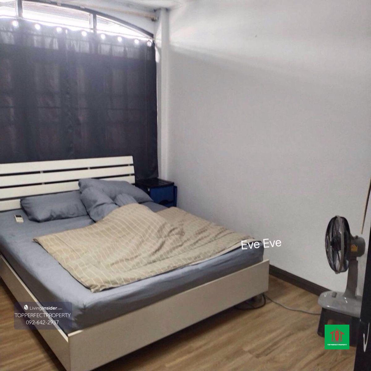 ขายด่วนทาวน์เฮ้าส์ หมู่บ้านแกรนด์ วิลเลจ ลาดพร้าว80/3